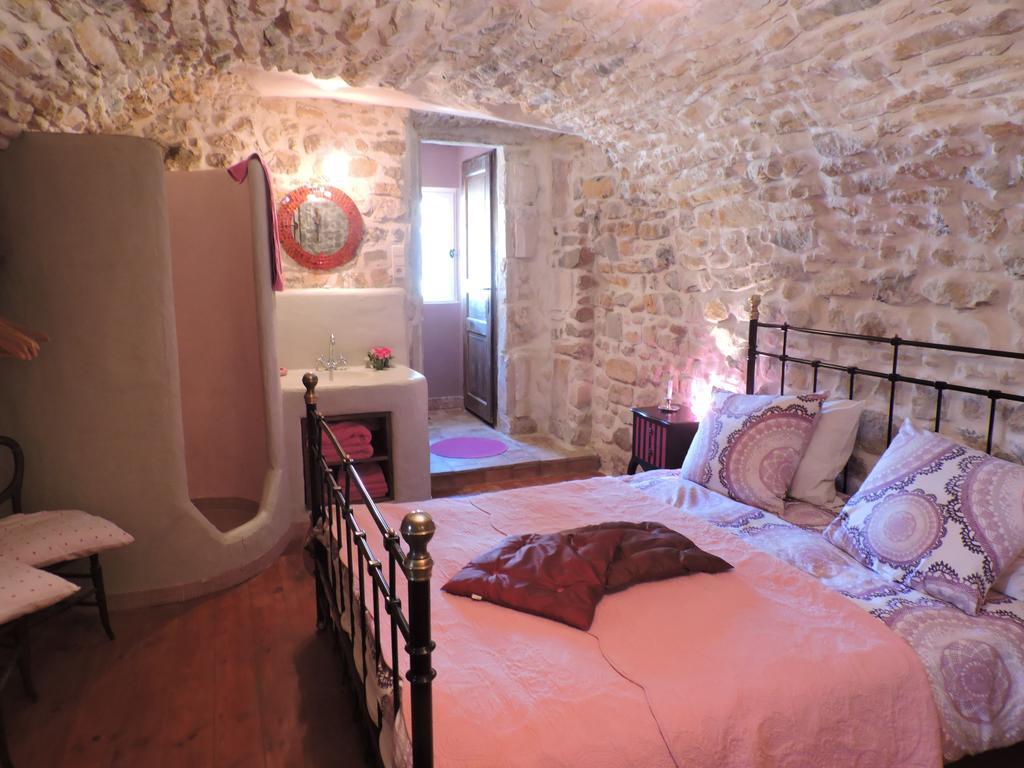 La Flor Azul Bed and Breakfast Grospierres Buitenkant foto