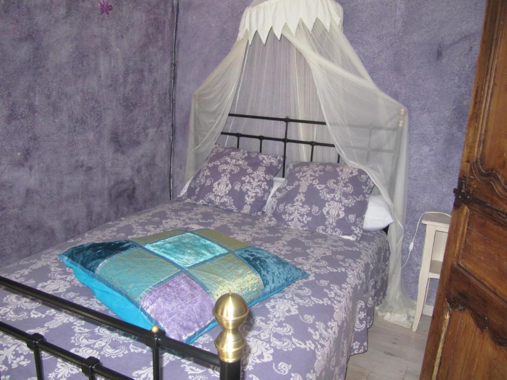 La Flor Azul Bed and Breakfast Grospierres Kamer foto